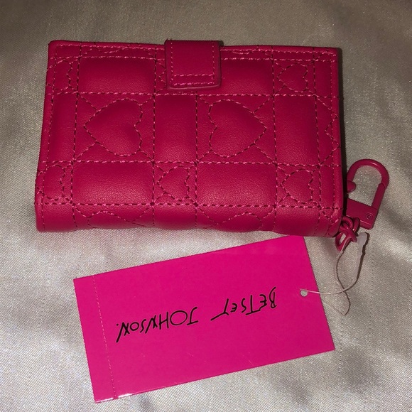 Betsey Johnson Fushia Faux Leather Card Case Wallet & Key Ring Quilted Heart NWT - Picture 9 of 16